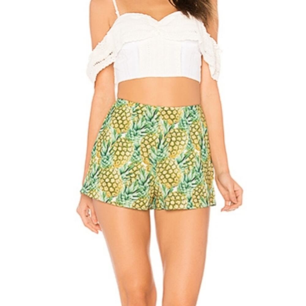 Show Me Your Mumu Sawyer Shorts Pineapple Size Small NWT